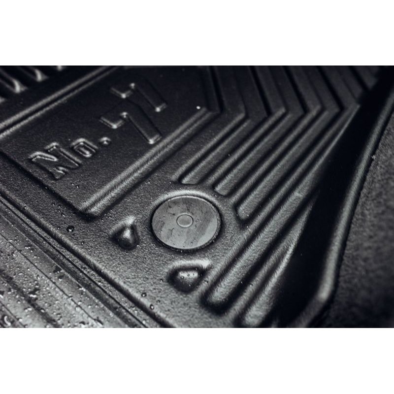 09-77408555